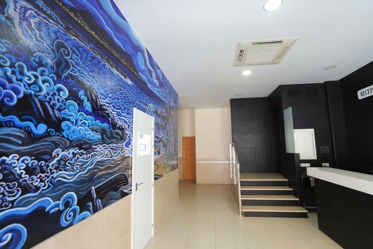 Hostal La Campana Ла-Лінеа-де-ла-Консепсьйон Екстер'єр фото
